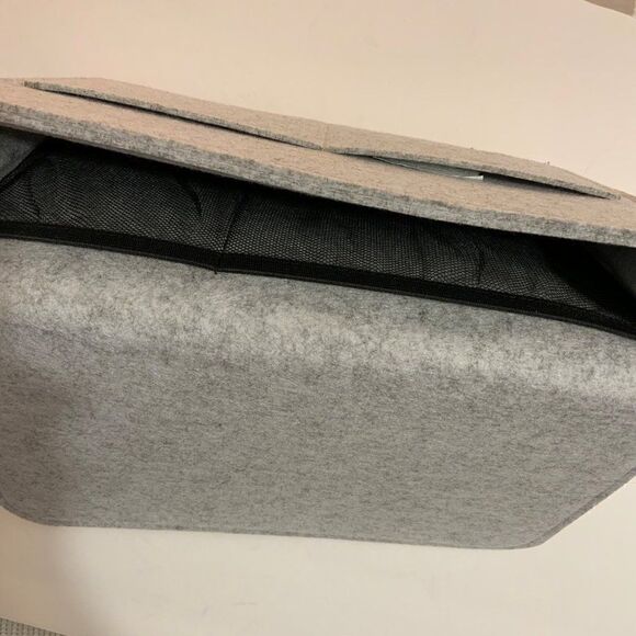 Bedside Caddy Organizer Grey Felt Large New - Picture 9 of 10